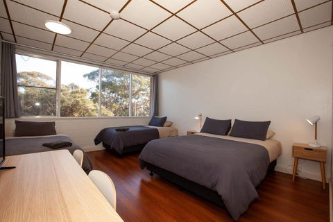 EUCLA MOTOR HOTEL - Sydneys Hotel 6