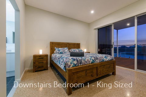 32 Corella Court - Sydneys Hotel 5