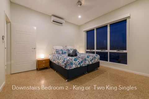 32 Corella Court - Sydneys Hotel 6