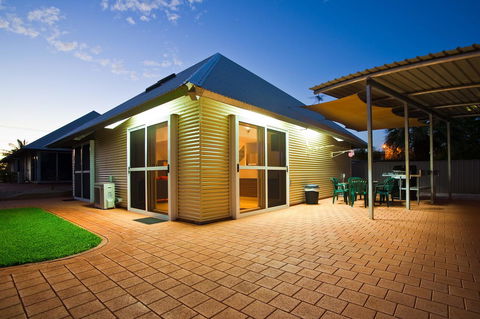 Osprey Holiday Village Unit 103 2 Bedroom - Sydneys Hotel 12