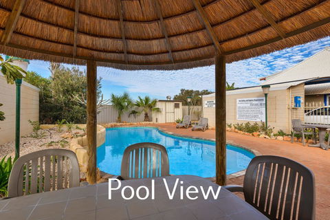 Osprey Holiday Village Unit 103 2 Bedroom - Sydneys Hotel 16