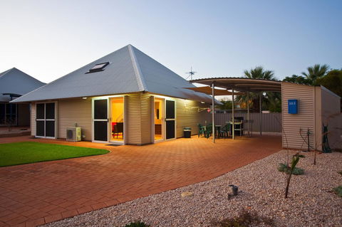 Osprey Holiday Village Unit 103 2 Bedroom - Sydneys Hotel 10
