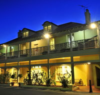 Clifton Motel  Grittleton Lodge - Sydneys Hotel