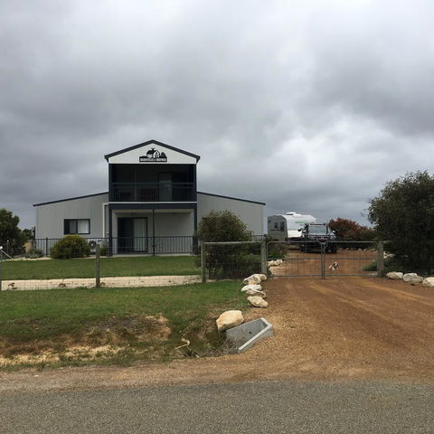 Barnville@Bremer - Sydneys Hotel 0