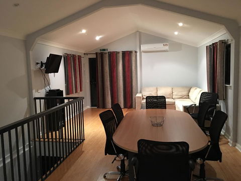 Barnville@Bremer - Sydneys Hotel 25