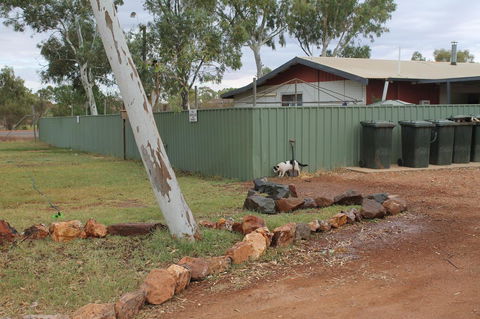 Meekatharra Accommodation Centre - Sydneys Hotel 14