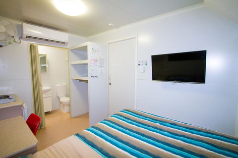 Meekatharra Accommodation Centre - Sydneys Hotel 20