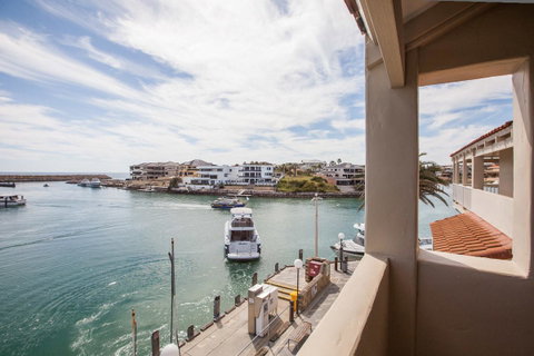 The Marina Hotel - Mindarie - Sydneys Hotel 2