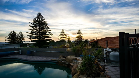 Mullaloo B & B - Sydneys Hotel 9