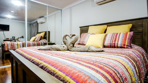 Mullaloo B & B - Sydneys Hotel 27