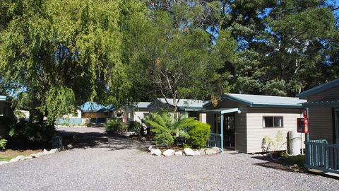 Strahan Retreat Holiday Park - Sydneys Hotel 12