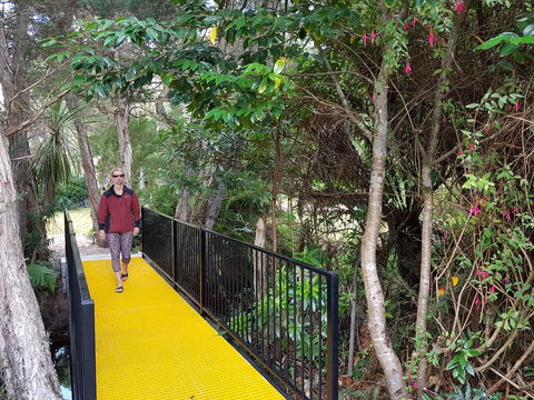 Strahan Retreat Holiday Park - Sydneys Hotel 3