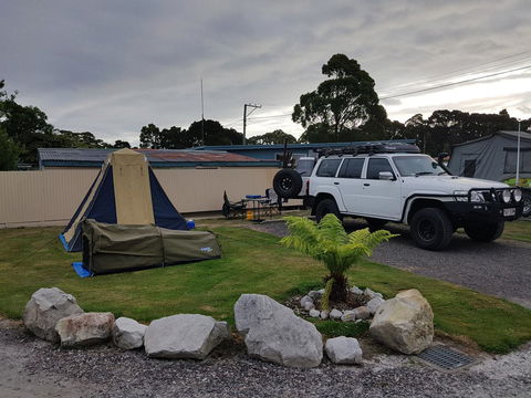 Strahan Retreat Holiday Park - Sydneys Hotel 32
