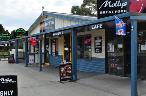 Strahan Retreat Holiday Park - Sydneys Hotel 37