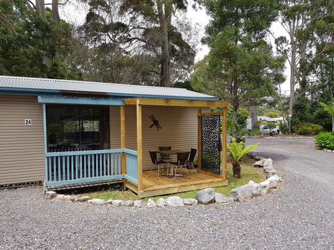 Strahan Retreat Holiday Park - Sydneys Hotel 8