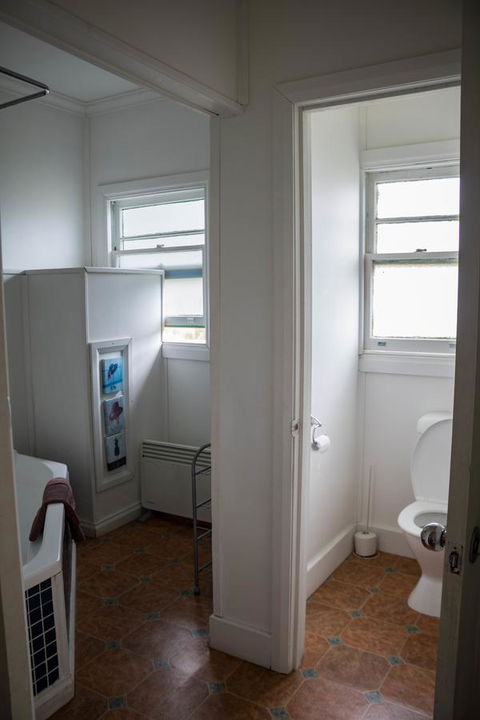 Giants Table And Cottages - Sydneys Hotel 16