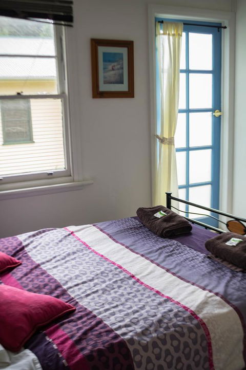 Giants Table And Cottages - Sydneys Hotel 15