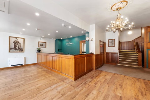The Cornwall Boutique Hotel - Sydneys Hotel 5