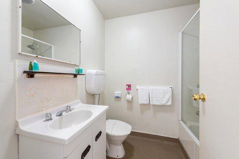 The Cornwall Boutique Hotel - Sydneys Hotel 13