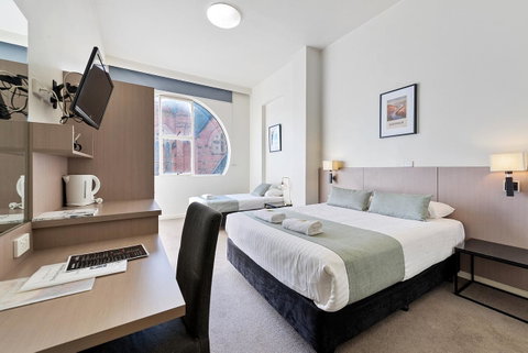 The Cornwall Boutique Hotel - Sydneys Hotel 2