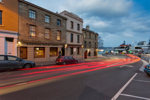 Customs House Hotel - Sydneys Hotel 10