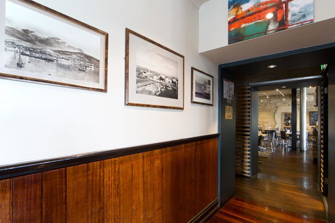 Customs House Hotel - Sydneys Hotel 36