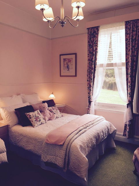 Wandering Geese Boutique Bed And Breakfast - Sydneys Hotel 7