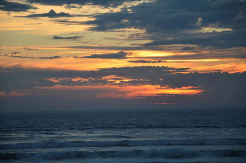 Castaway Holiday Apartments - Sydneys Hotel 2