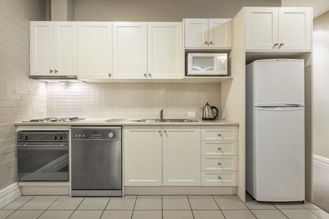 Launceston Central Apartment Hotel Official - Sydneys Hotel 20
