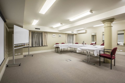 Launceston Central Apartment Hotel Official - Sydneys Hotel 22
