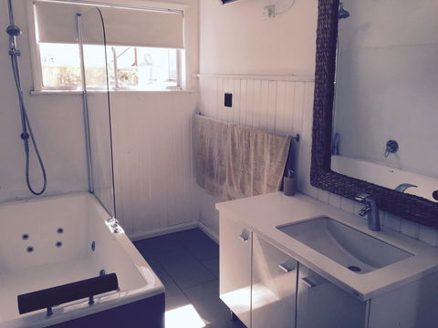 The Ultimate Beach House - Sydneys Hotel 22