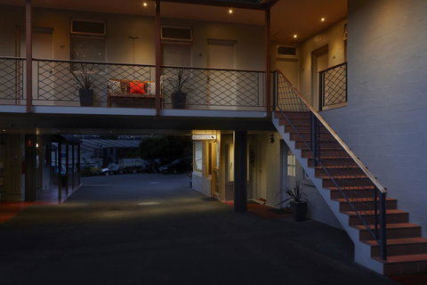 Elphin Serviced Apartments - Sydneys Hotel 20