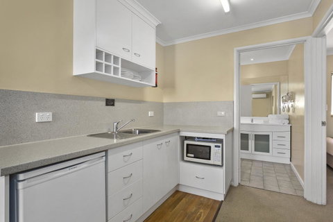 Elphin Serviced Apartments - Sydneys Hotel 39