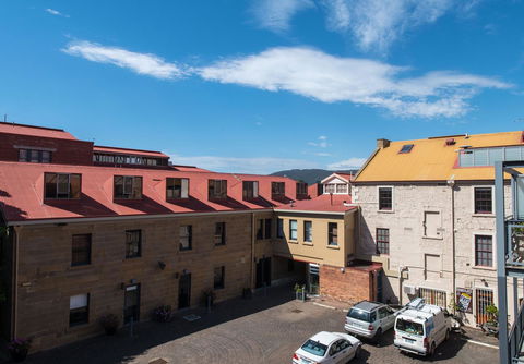 Sullivans Cove Apartments - Sydneys Hotel 8