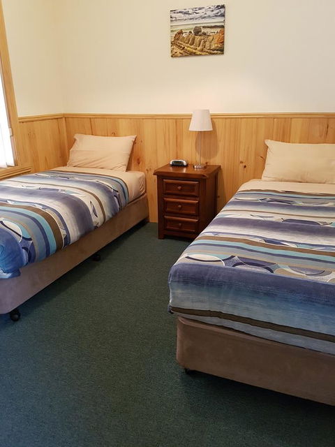 Driftwood Strahan Villas - Sydneys Hotel 11