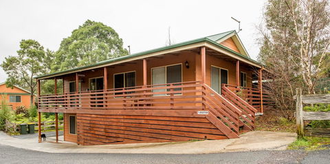 Driftwood Strahan Villas - Sydneys Hotel 4