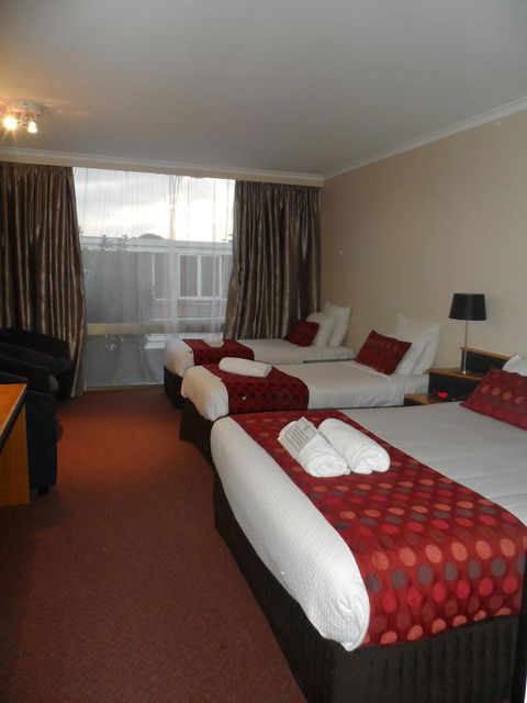 Commodore Regent - Sydneys Hotel 25