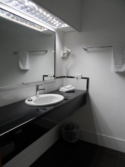 Commodore Regent - Sydneys Hotel 8