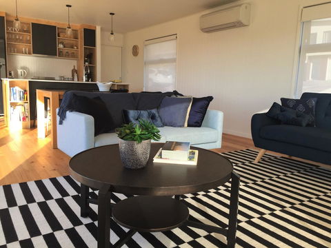 Beach House XIV - Sydneys Hotel 7