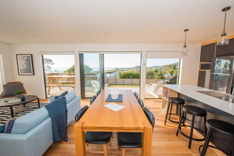 Beach House XIV - Sydneys Hotel 6