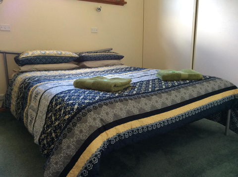 Our Cottage - Sydneys Hotel 7