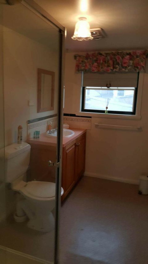 City Townhouse Walking Distance To City - Sydneys Hotel 4