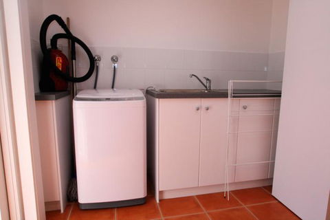 Suntrap Cove Bicheno - Sydneys Hotel 36