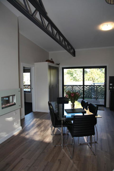 The WeareHouse In Deloraine - Sydneys Hotel 33