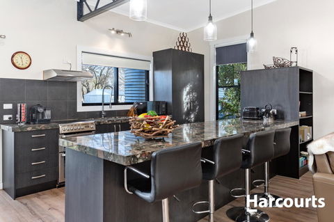 The WeareHouse In Deloraine - Sydneys Hotel 17