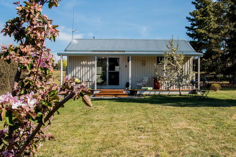 White Croft Cottage - Sydneys Hotel 13