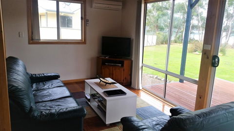 Four Seasons Waterfront Villas - Sydneys Hotel 31