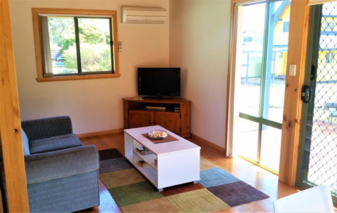 Four Seasons Waterfront Villas - Sydneys Hotel 19