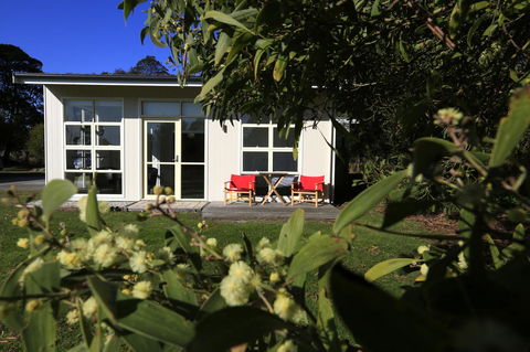 Riverwalk B&B - Sydneys Hotel 1