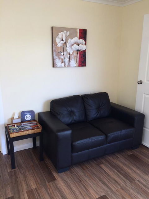 Riverwalk B&B - Sydneys Hotel 44